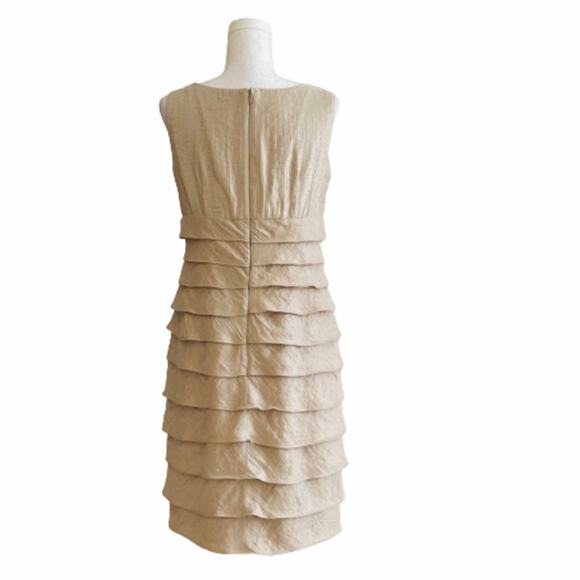London Times Dress Champagne Shimmer Sleeveless Tiered Cocktail Dress Size 8 - Picture 5 of 11
